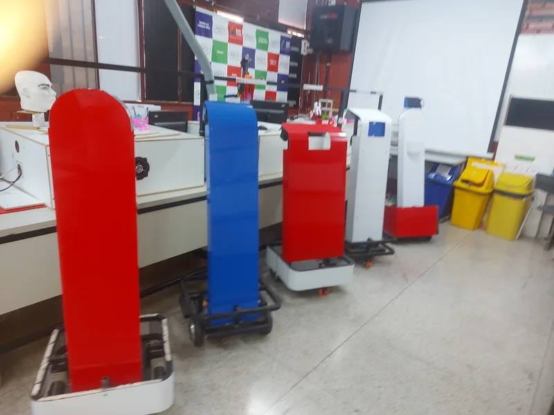 Braço robótico de 5 eixos